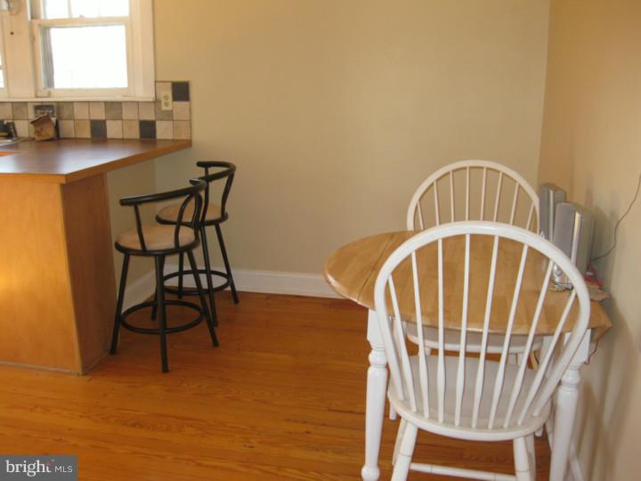 Breakfast Room