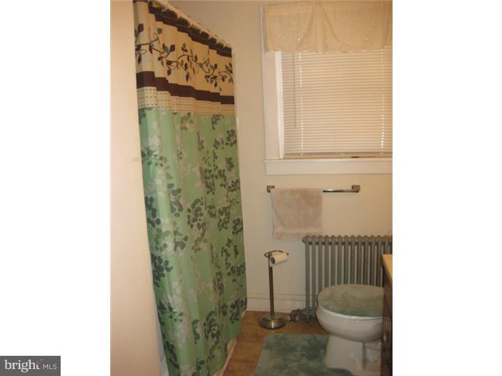 72 West Ruth Avenue Phoenixville, PA 19460 - Photo 10 of 16 Bathroom