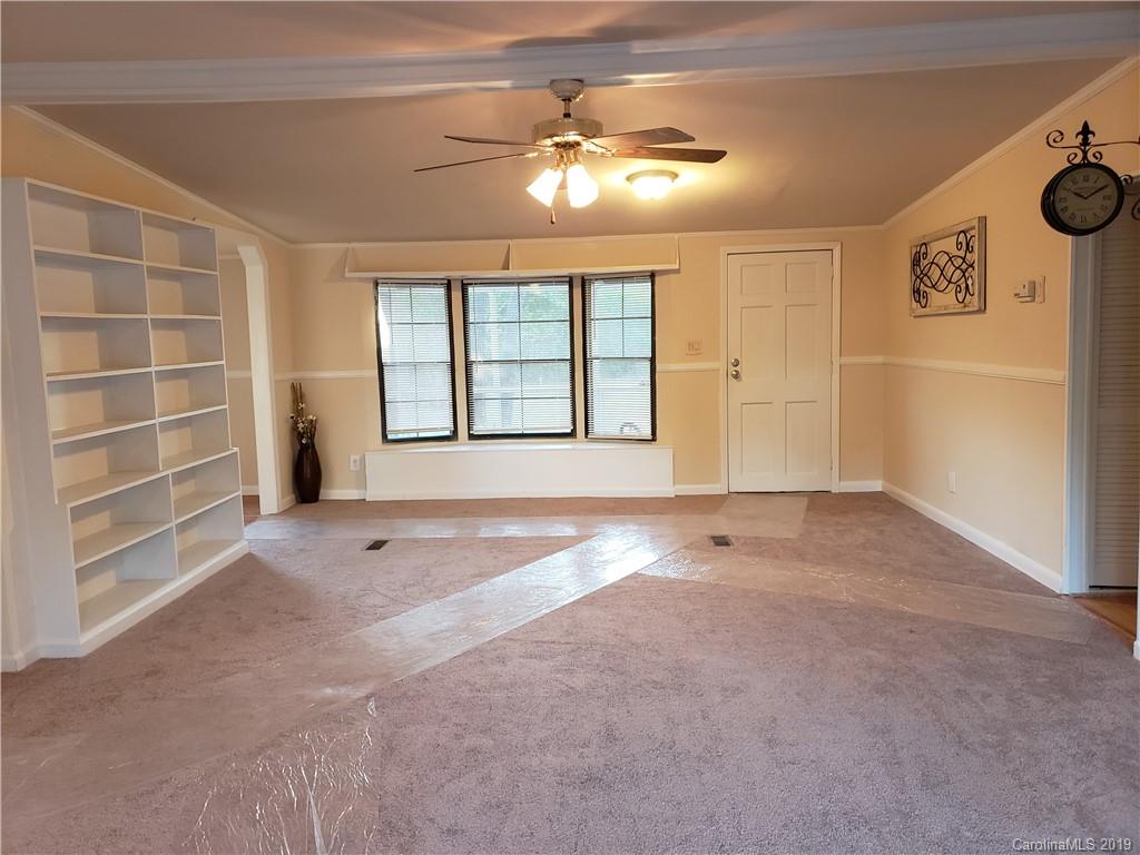 1954 Houston Mill Road Conover, NC 28613 - Photo 5 of 17 Gallery Image 5