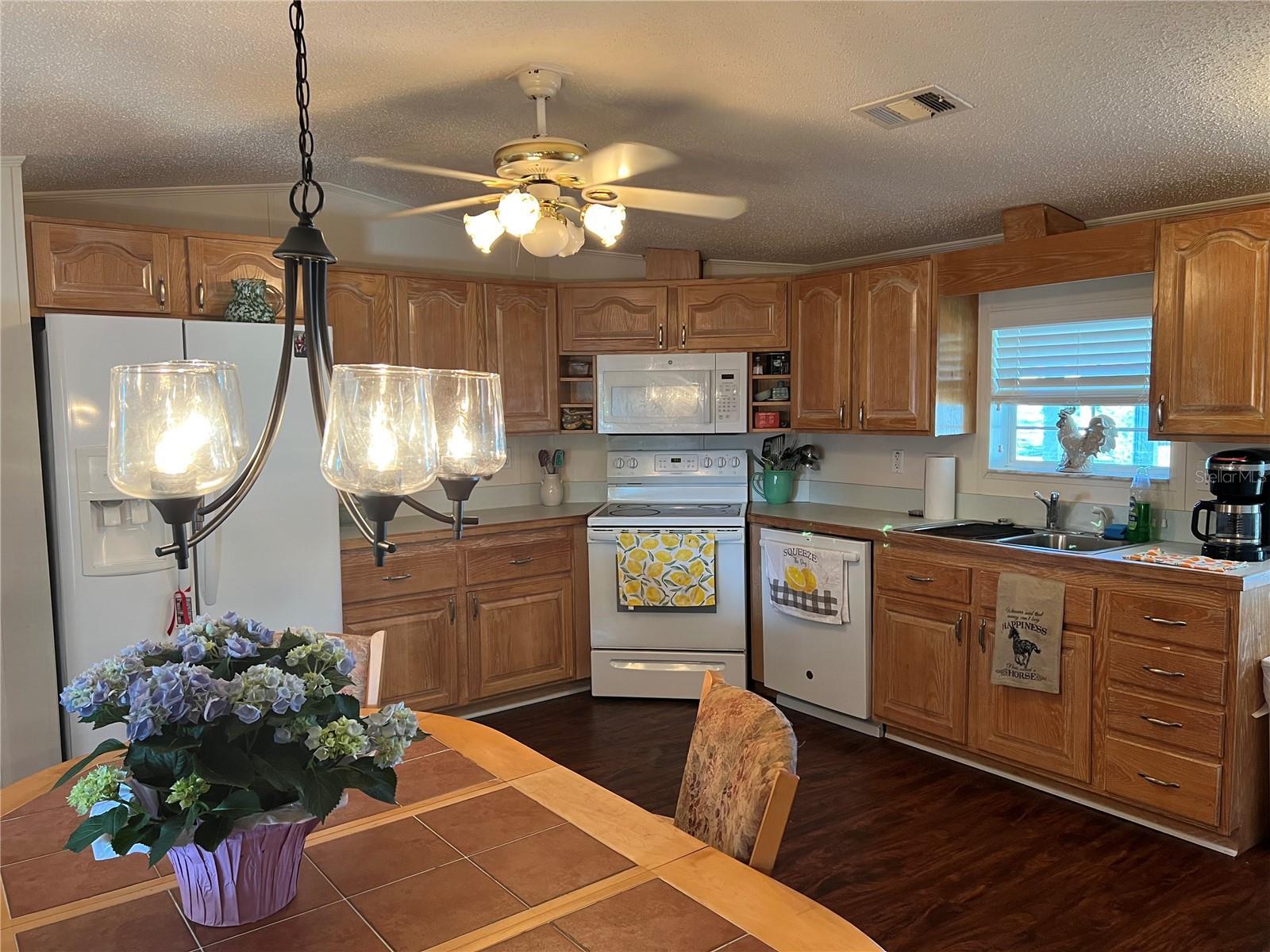 1039 Lime Lane Okeechobee, FL 34974 - Photo 4 of 24 4