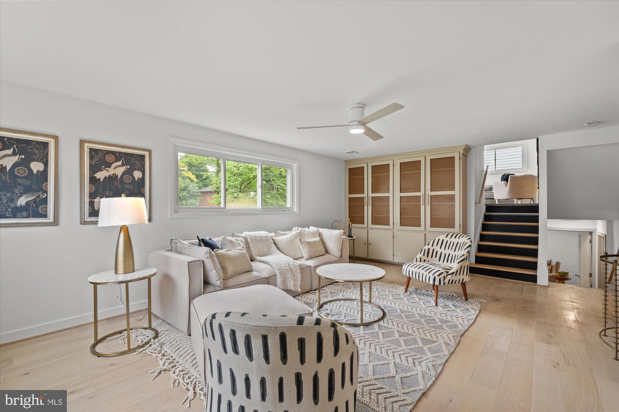 9911 Holmhurst Road Bethesda, MD 20817 - Photo 33 of 46 Secondary family room