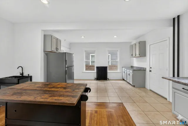 $289,900 | 201 Ivy Street, New Haven, CT 06511