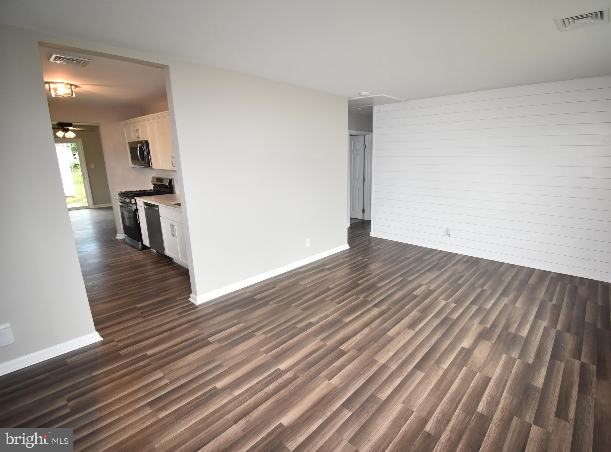 926 Mt Road Burlington, NJ 08016 - Photo 8 of 19 Gallery Image 8