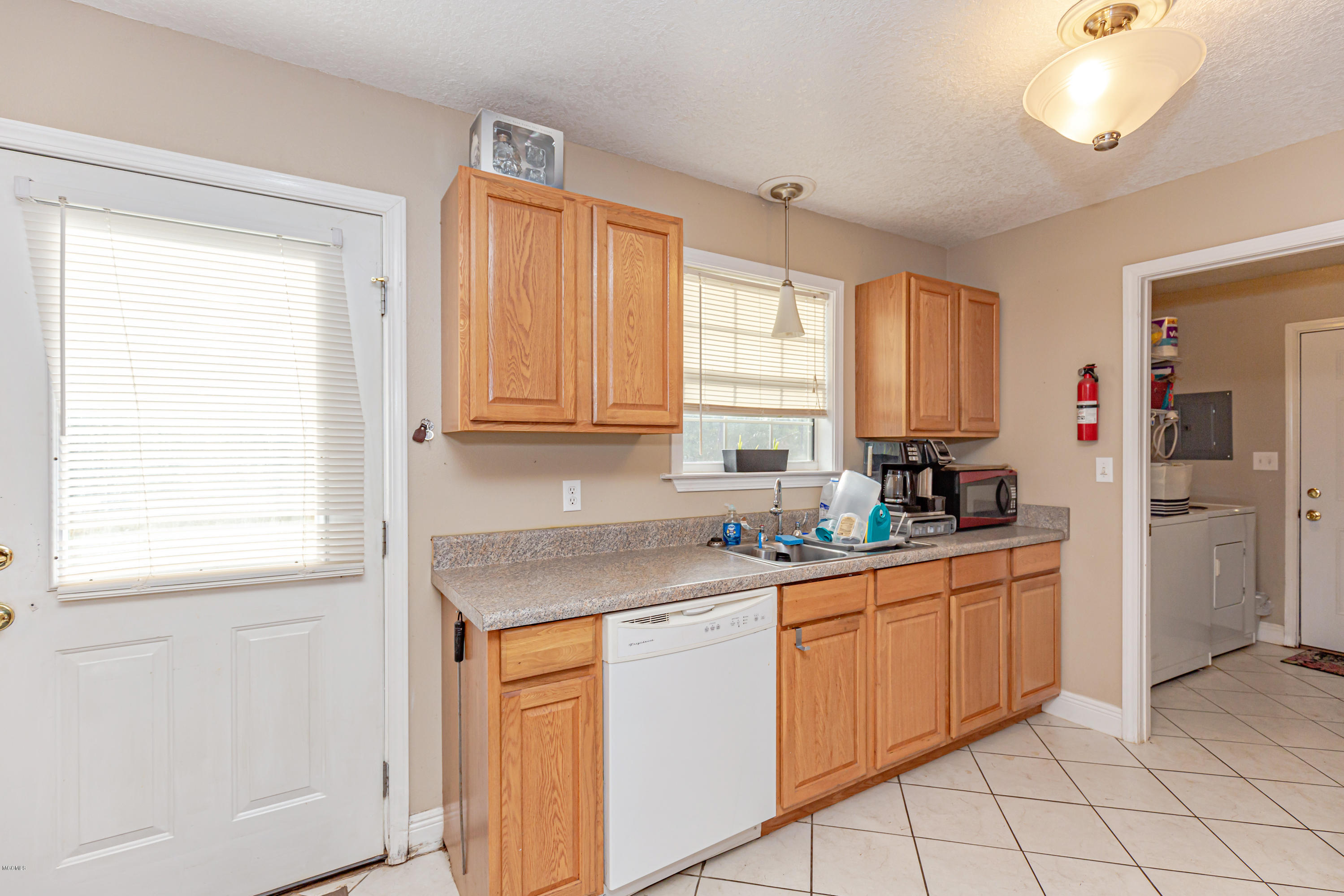 9821 Bragg Road Moss Point, MS 39562 - Photo 27 of 48 IMG_7497