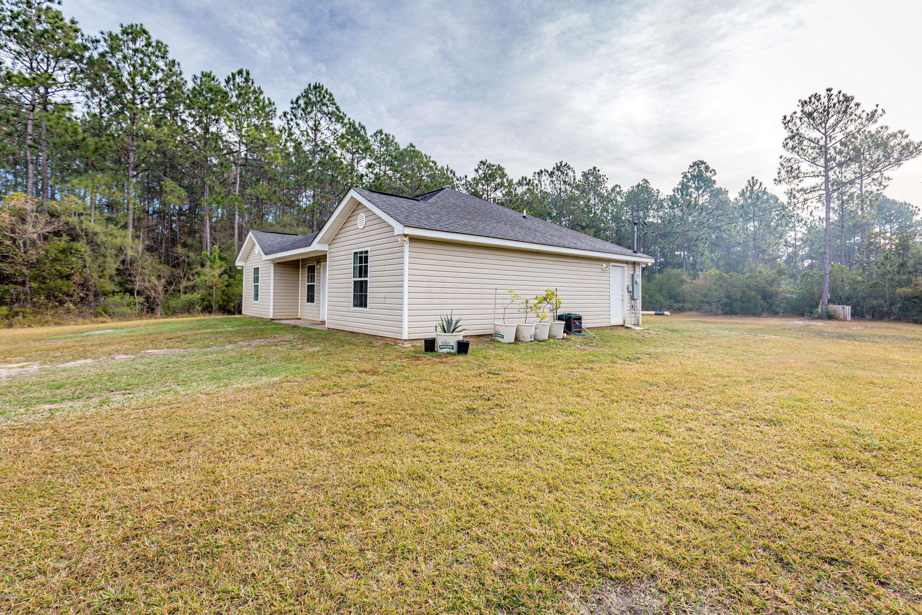 9821 Bragg Road Moss Point, MS 39562 - Photo 29 of 48 IMG_7520