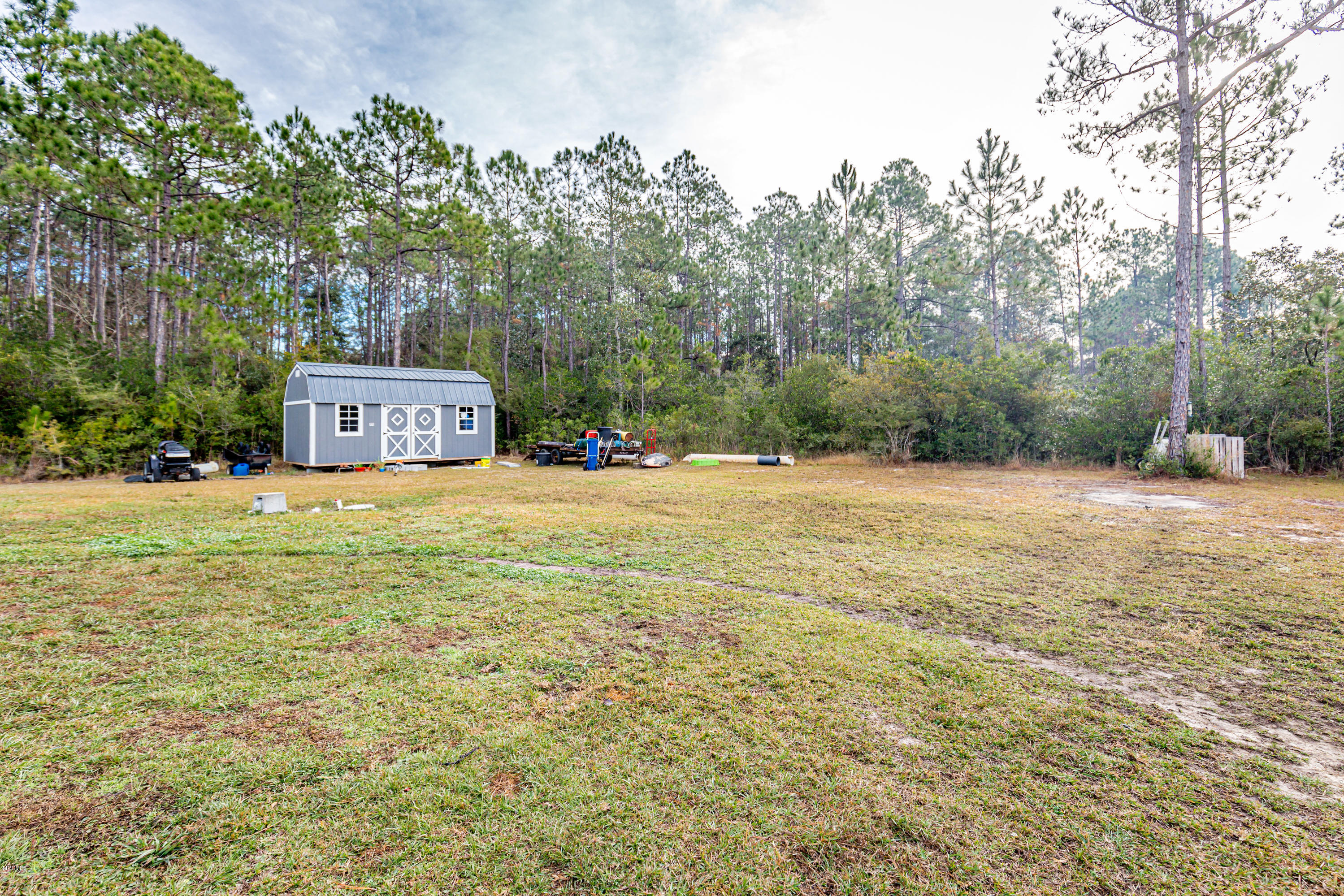 9821 Bragg Road Moss Point, MS 39562 - Photo 31 of 48 IMG_7523