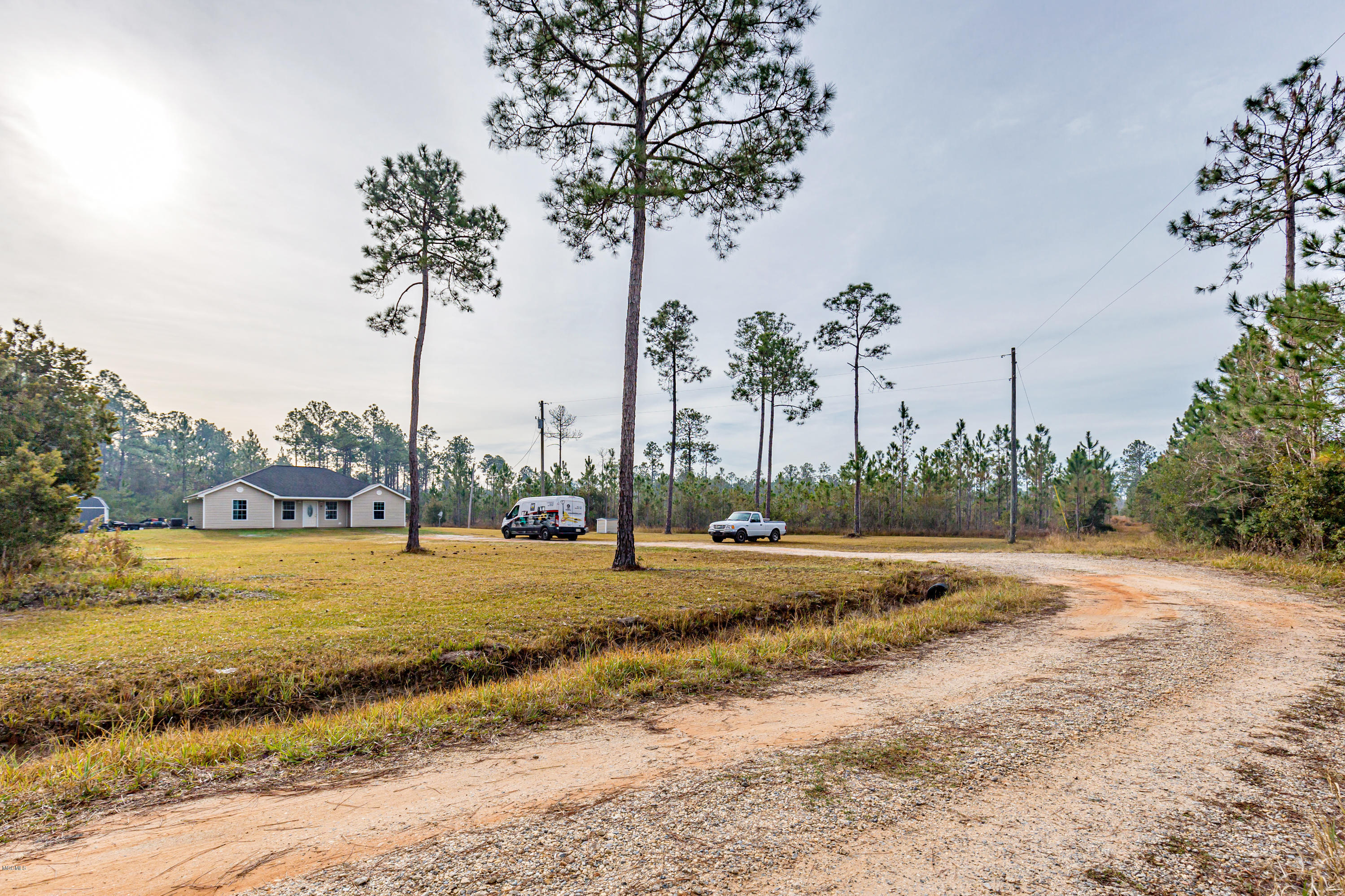 9821 Bragg Road Moss Point, MS 39562 - Photo 32 of 48 IMG_7574
