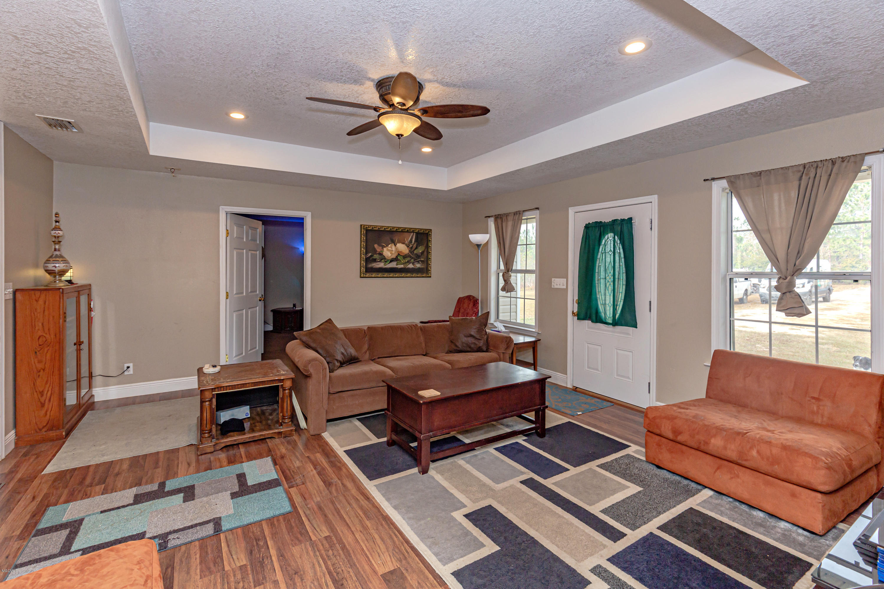 9821 Bragg Road Moss Point, MS 39562 - Photo 6 of 48 IMG_7480