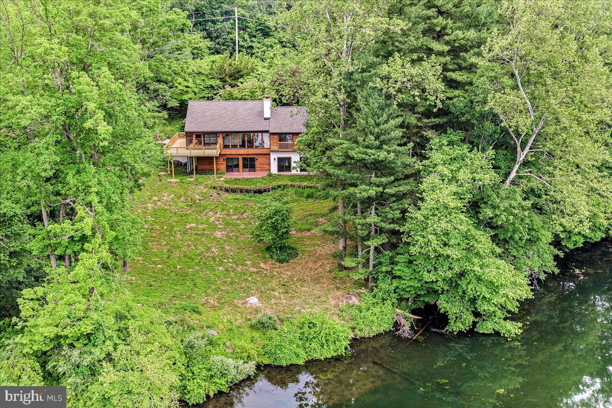 70 Heyburn Road Chadds Ford, PA 19317 - Photo 6 of 46 Aerial House and Lake