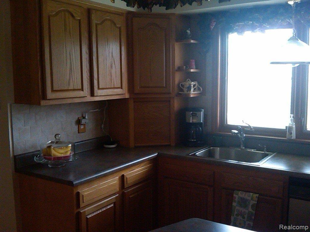 KITCHEN 6TH PICTURE