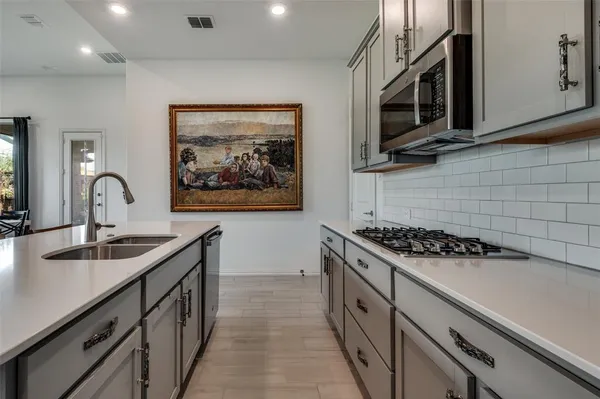 $419,000 | 1939 Spotted Fawn Drive, Arlington, TX 76005