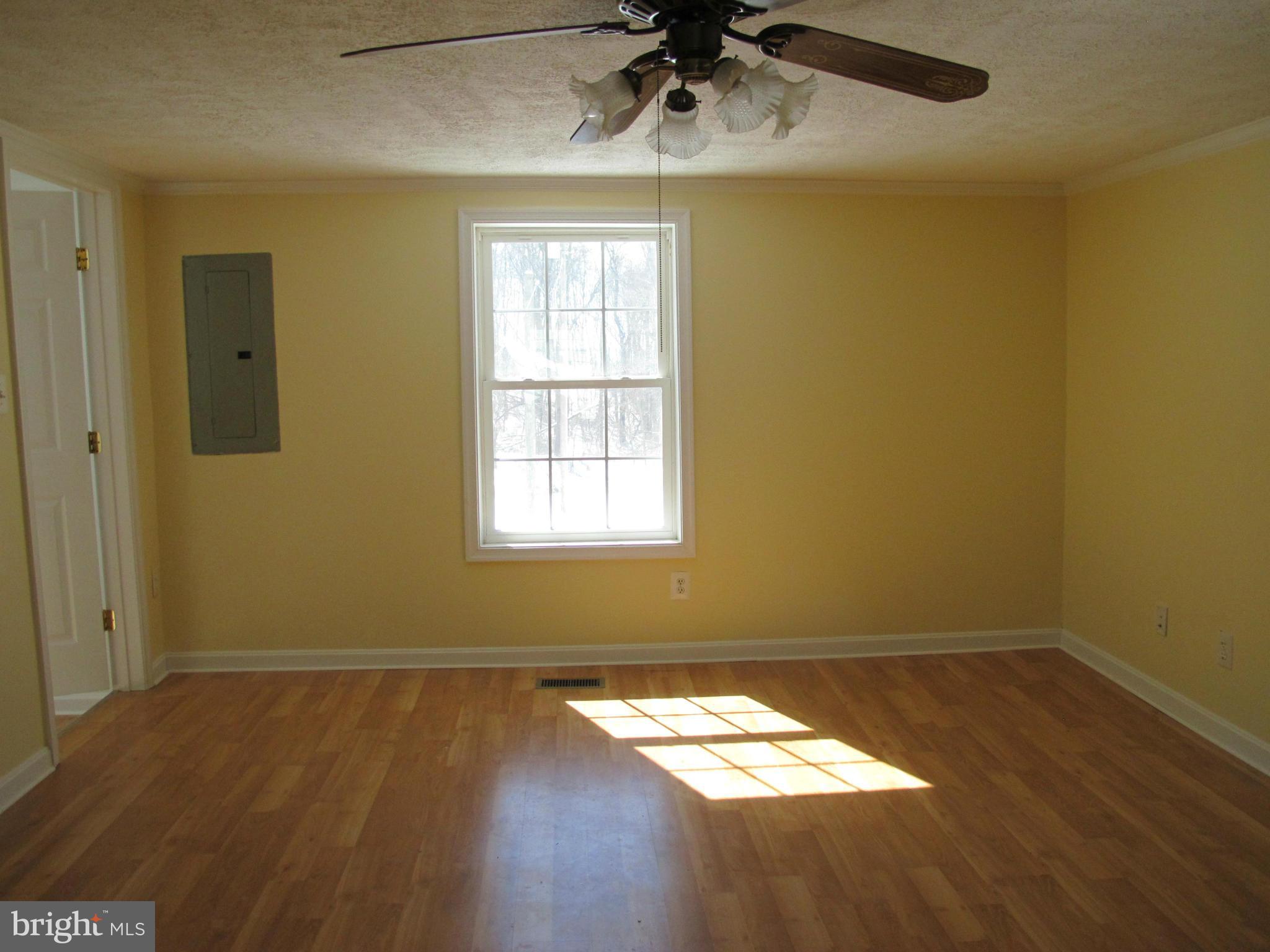 10378 Ada Road Marshall, VA 20115 - Photo 22 of 28 Bedroom