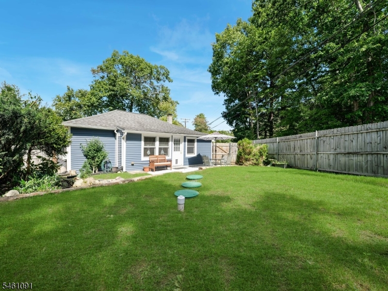 32 Laurel Drive Oak Ridge, NJ 07438 - Photo 25 of 33 Gallery Image 25