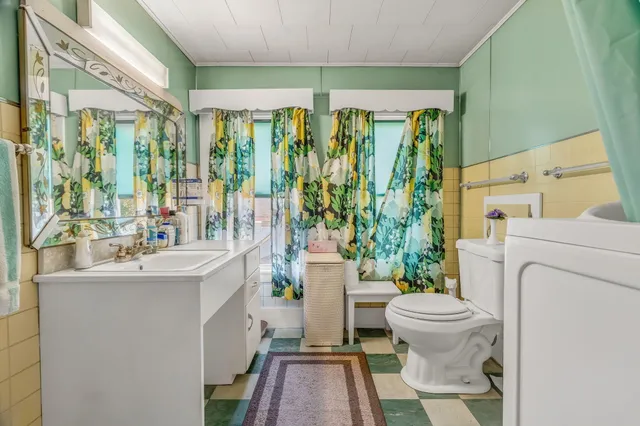 $350,000 | 28 Main Street Hill, Dexter, ME 04930