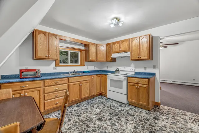 $350,000 | 28 Main Street Hill, Dexter, ME 04930