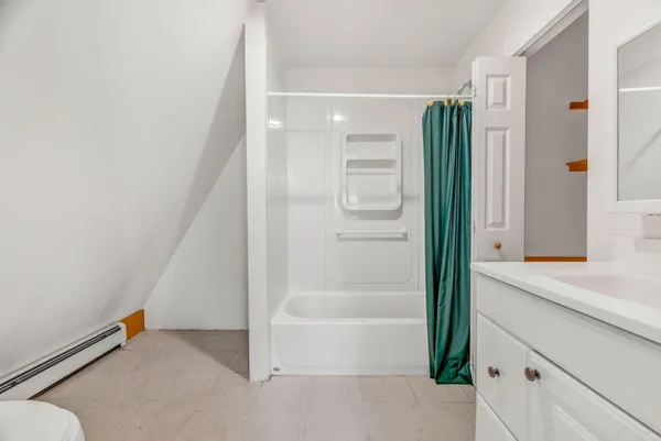 $350,000 | 28 Main Street Hill, Dexter, ME 04930