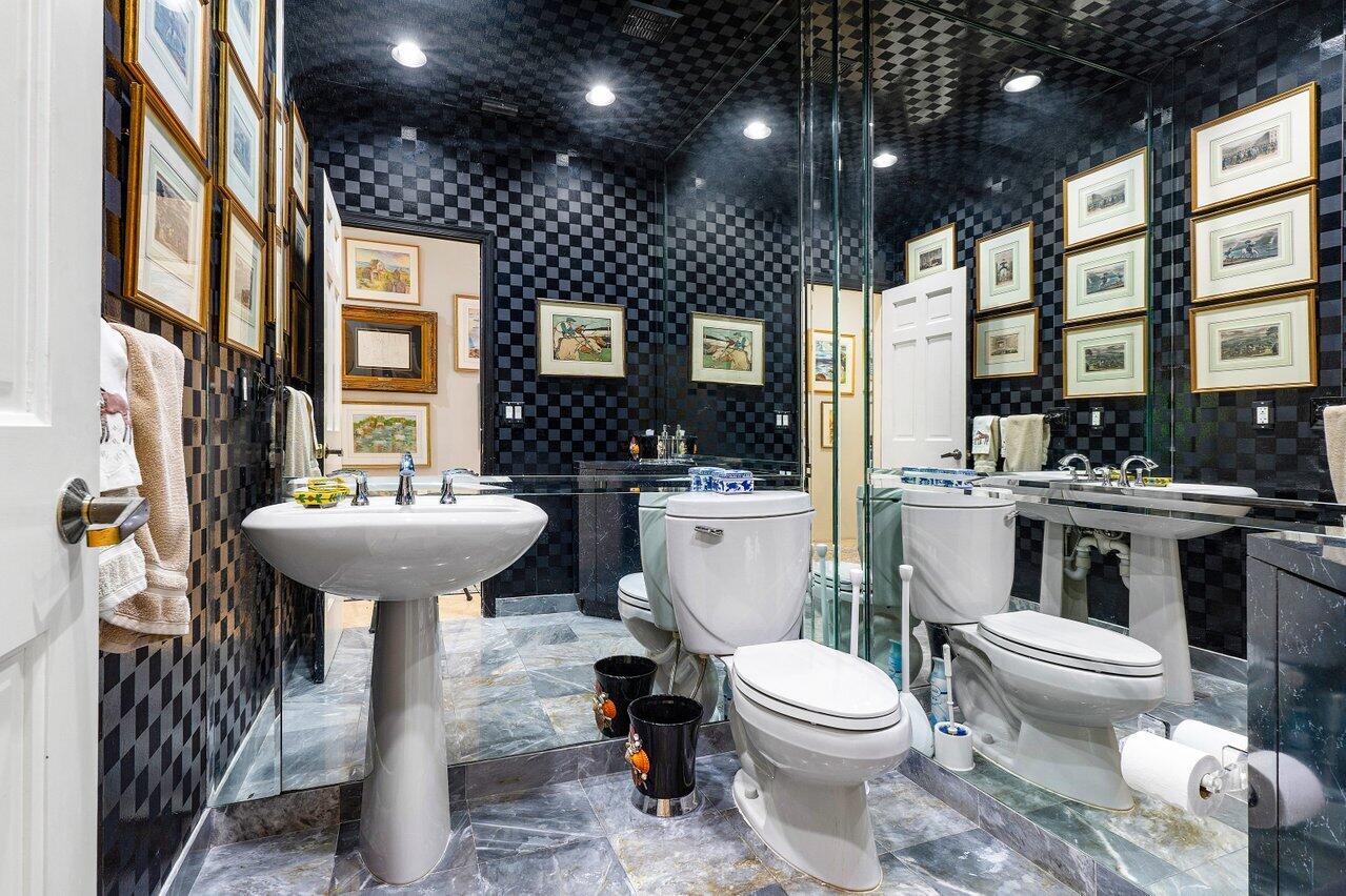 17975 Foxborough Lane Boca Raton, FL 33496 - Photo 21 of 76 Powder Room
