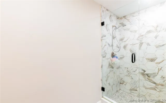 $310,000 | 3829 Fiske Avenue, New Albany, IN 47150