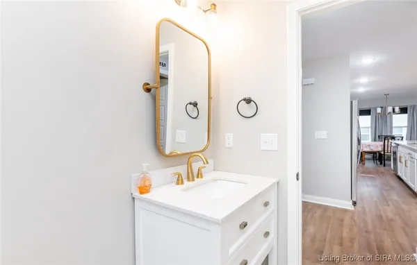 $300,000 | 3829 Fiske Avenue, New Albany, IN 47150