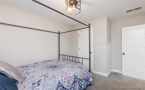 $300,000 | 3829 Fiske Avenue, New Albany, IN 47150