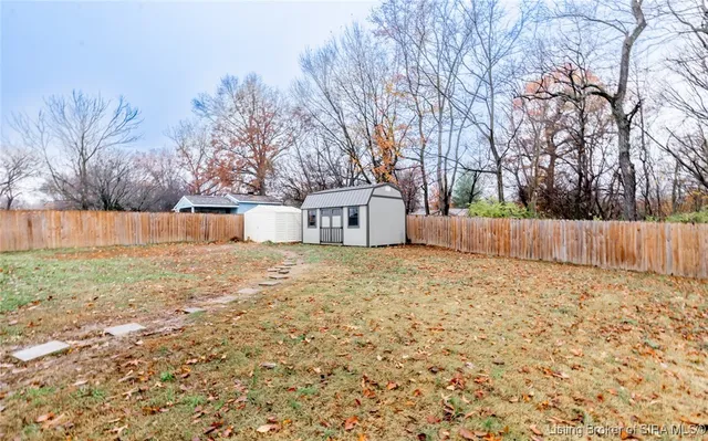 $310,000 | 3829 Fiske Avenue, New Albany, IN 47150