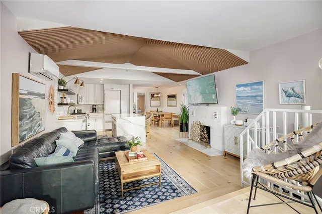 $9,900 | 32146 Coast Highway, Laguna Beach, CA 92651