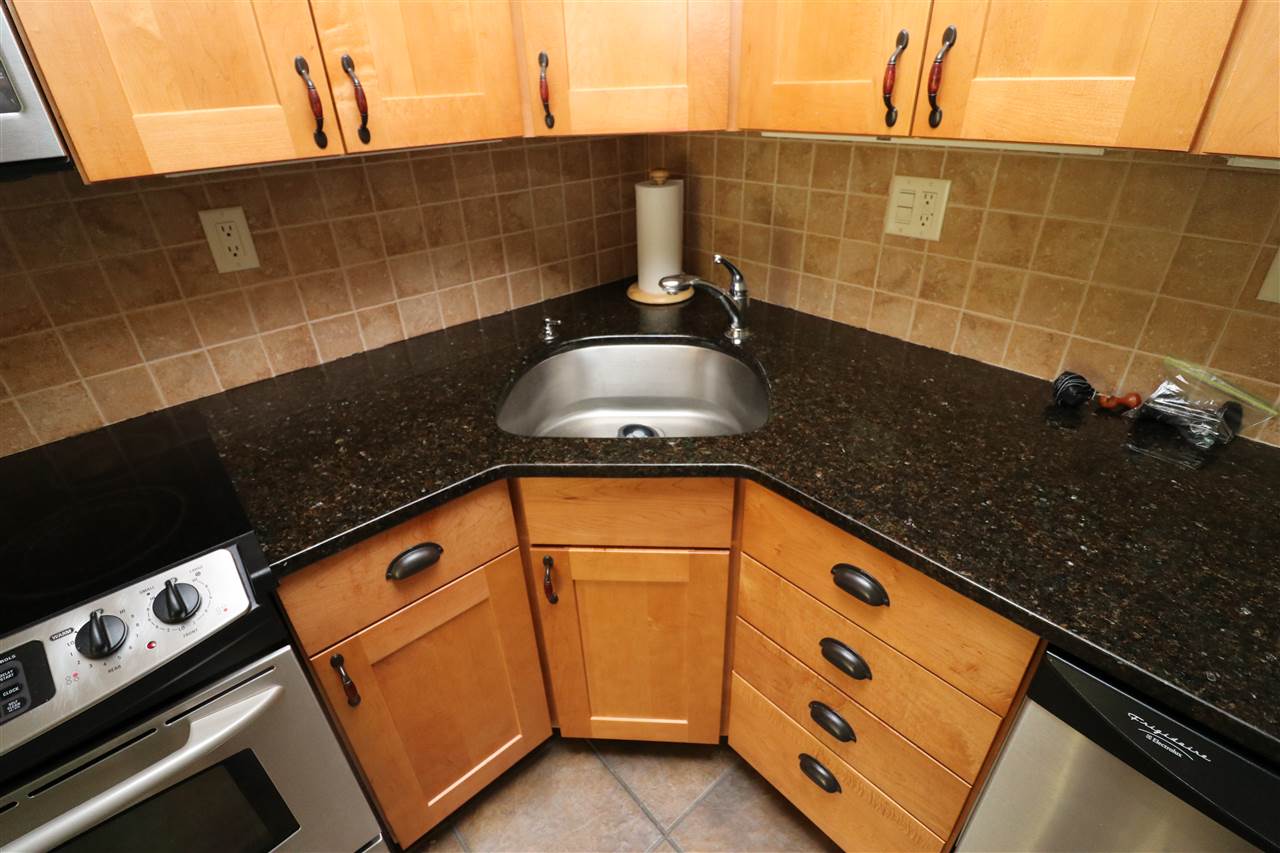 355 Summit Road, Unit 3 Warren, VT 05674 - Photo 4 of 25 Gallery Image 4