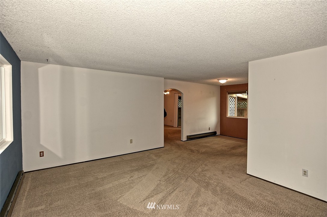 700 216th Street Southwest Bothell, WA 98021 - Photo 13 of 25