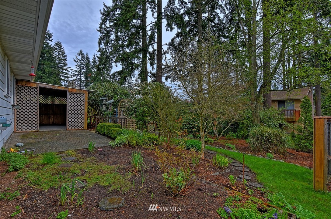 700 216th Street Southwest Bothell, WA 98021 - Photo 3 of 25