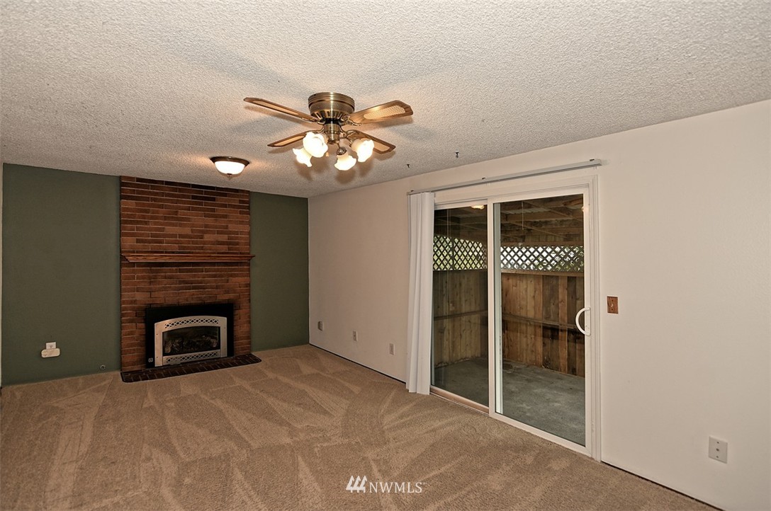 700 216th Street Southwest Bothell, WA 98021 - Photo 9 of 25