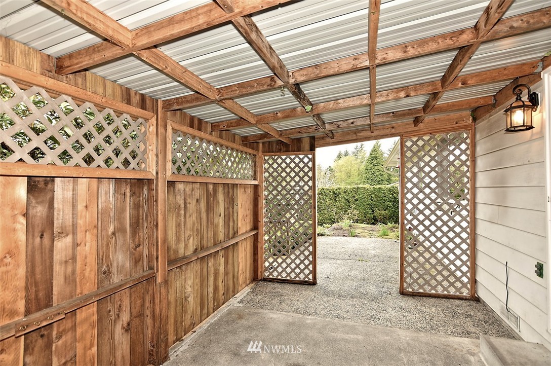 700 216th Street Southwest Bothell, WA 98021 - Photo 10 of 25