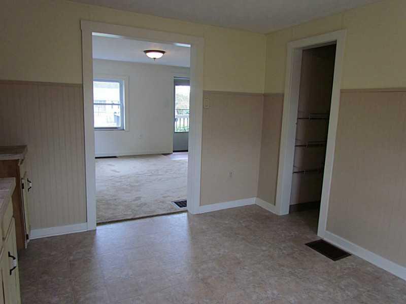 3676 Johnson Road Springfield, OH 45502 - Photo 6 of 12