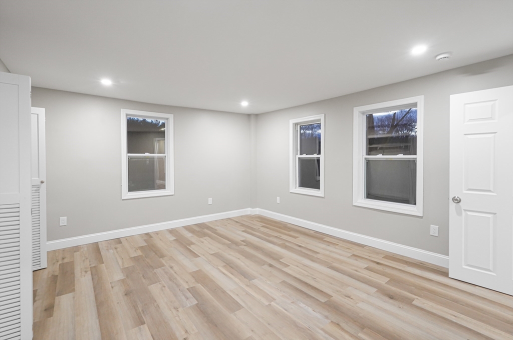 98 Southville Road Southborough, MA 01772 - Photo 15 of 31