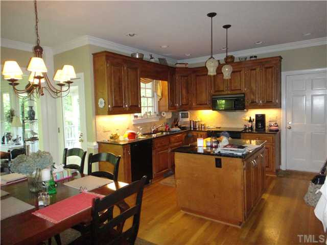 8612 Windjammer Drive Raleigh, NC 27615 - Photo 4 of 8 Kitchen