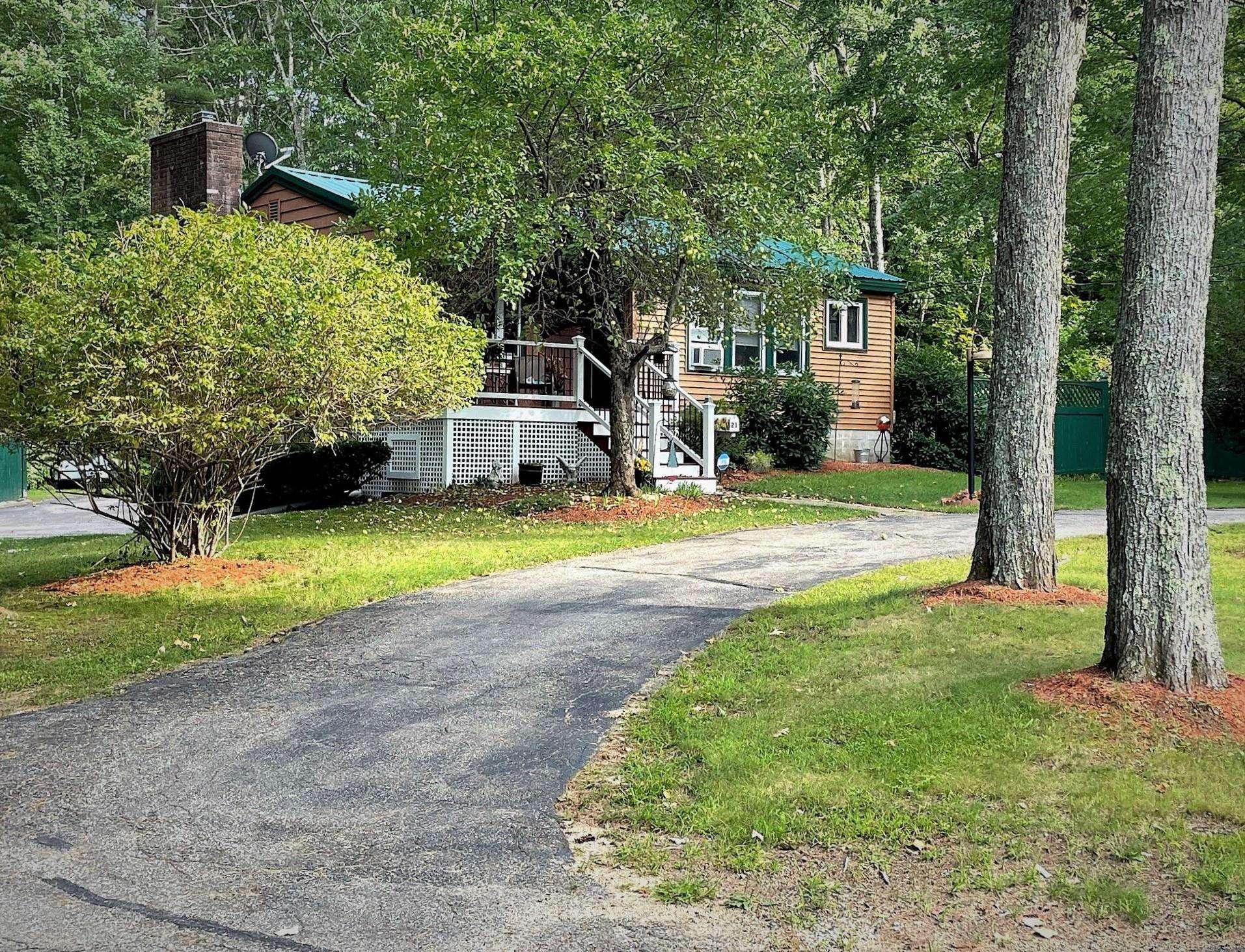 21 Hillcrest Drive Rochester, NH 03867 - Photo 2 of 40