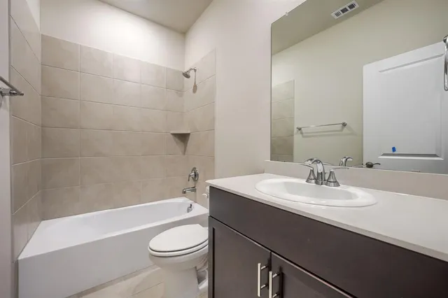 $2,200 | 512 Ezra Lane, McKinney, TX 75069