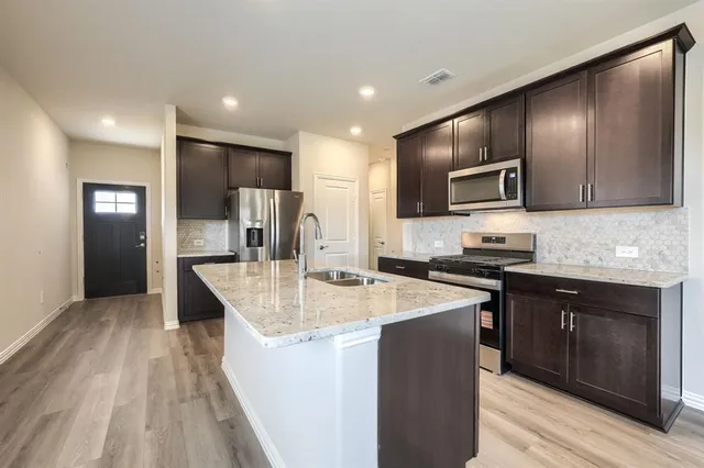 $2,200 | 512 Ezra Lane, McKinney, TX 75069