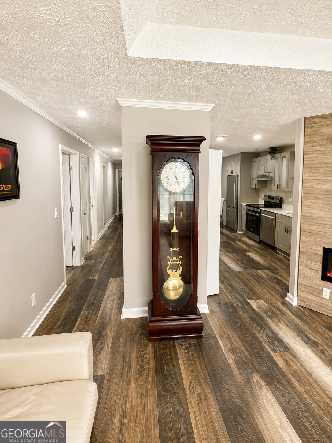 1116 Summer Brook Road Atlanta, GA 30349 - Photo 4 of 22 Gallery Image 4
