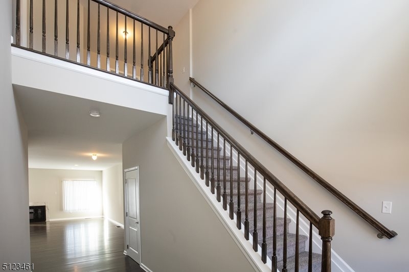 96 Arlene Court Morris Plains, NJ 07950 - Photo 2 of 24 a view of entryway