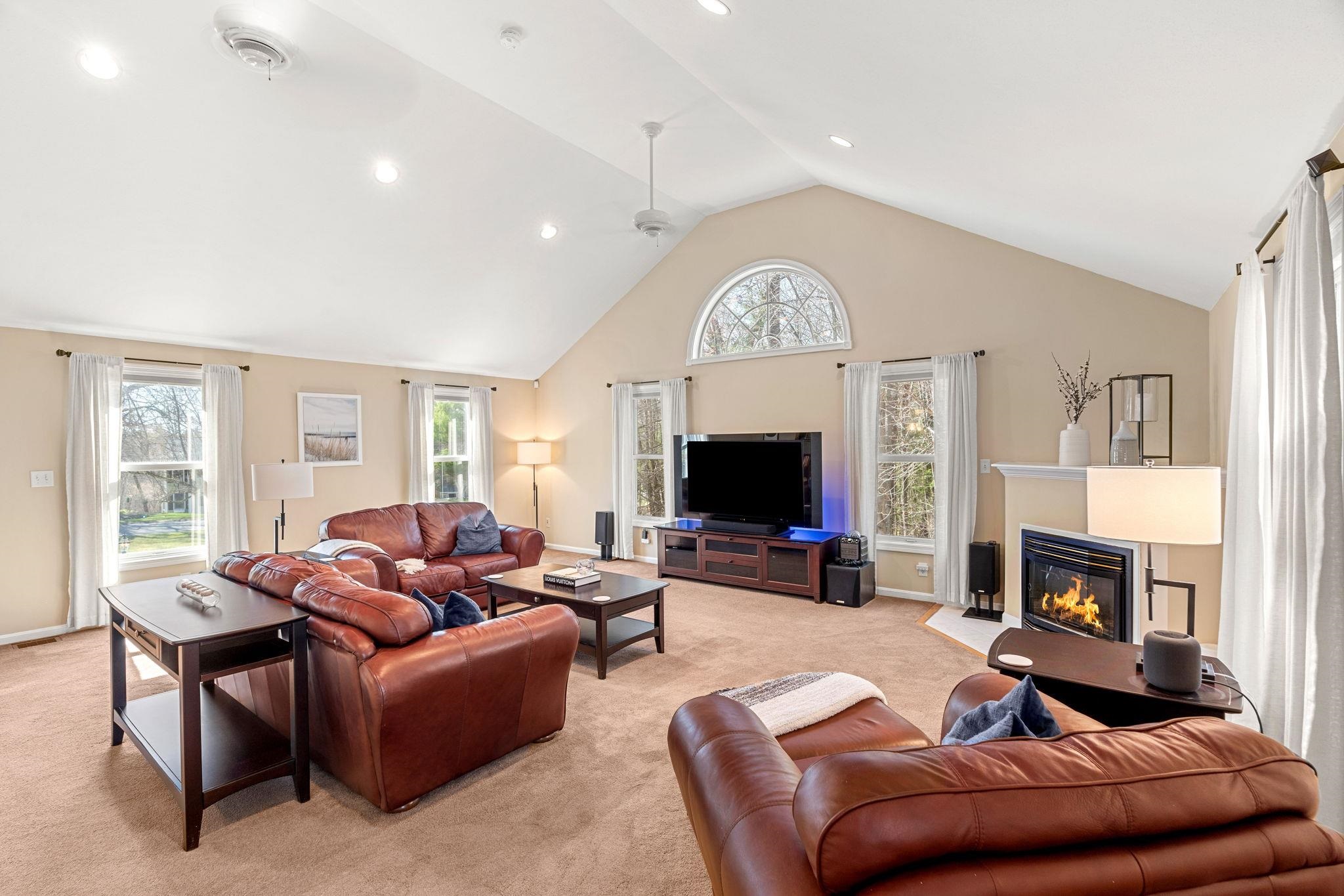 29 Greenwich Road Litchfield, NH 03052 - Photo 11 of 48 Gallery Image 11