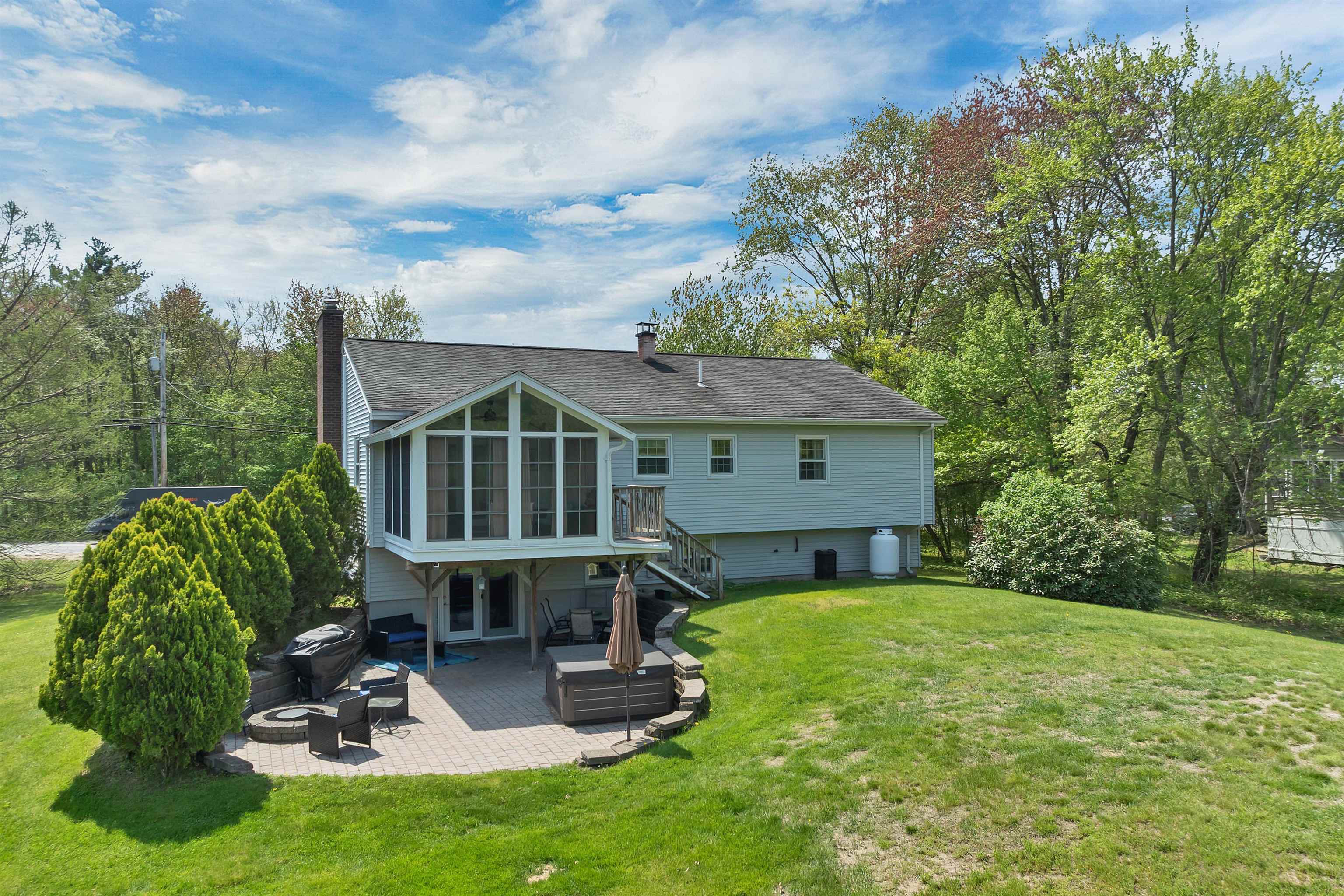 16 Sanders Road Hudson, NH 03051 - Photo 5 of 56