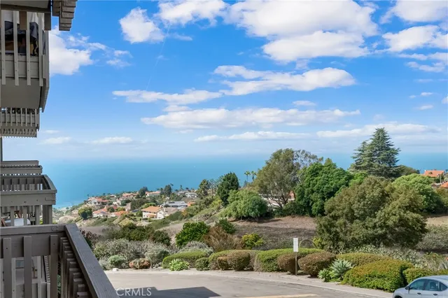 $569,000 | 6542 Ocean Crest Drive, Unit D204, Rancho Palos Verdes, CA 90275