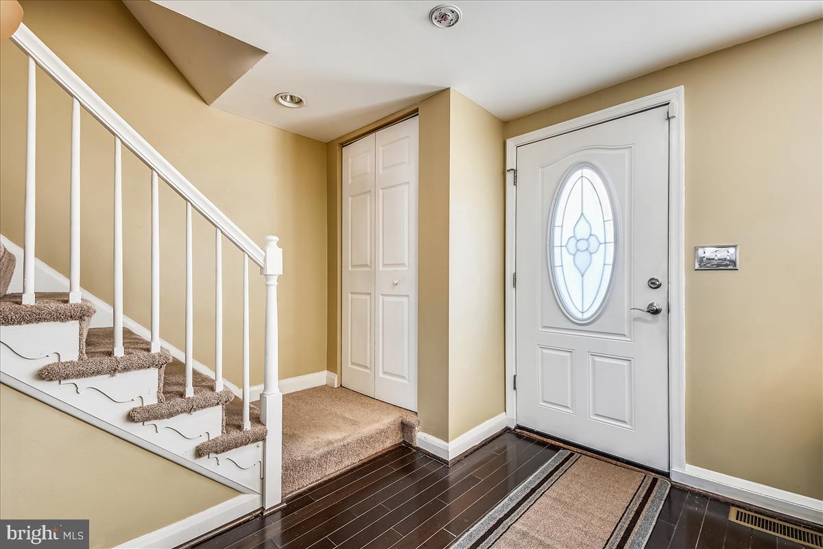 1223 Harwall Road Baltimore, MD 21207 - Photo 18 of 43