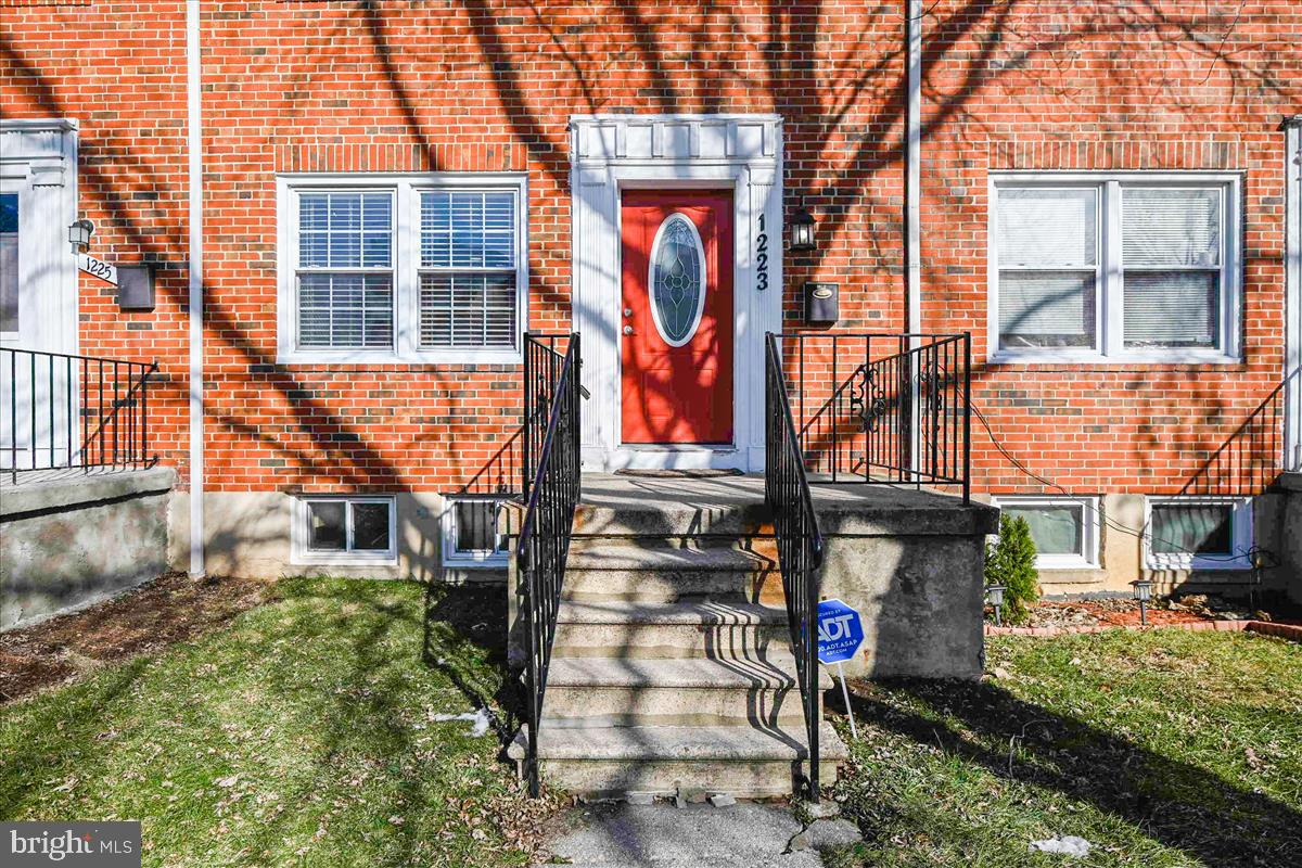 1223 Harwall Road Baltimore, MD 21207 - Photo 2 of 43