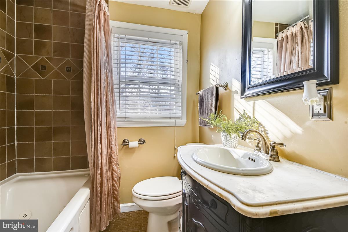 1223 Harwall Road Baltimore, MD 21207 - Photo 22 of 43