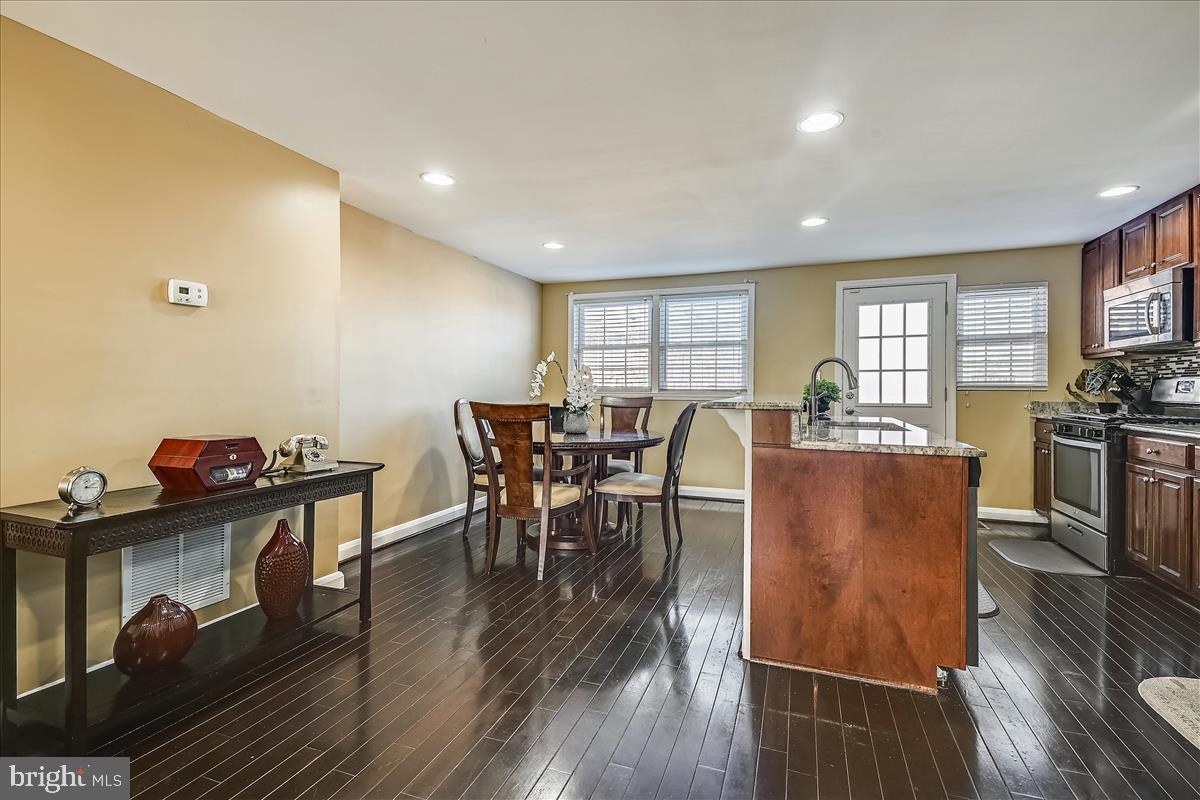 1223 Harwall Road Baltimore, MD 21207 - Photo 7 of 43