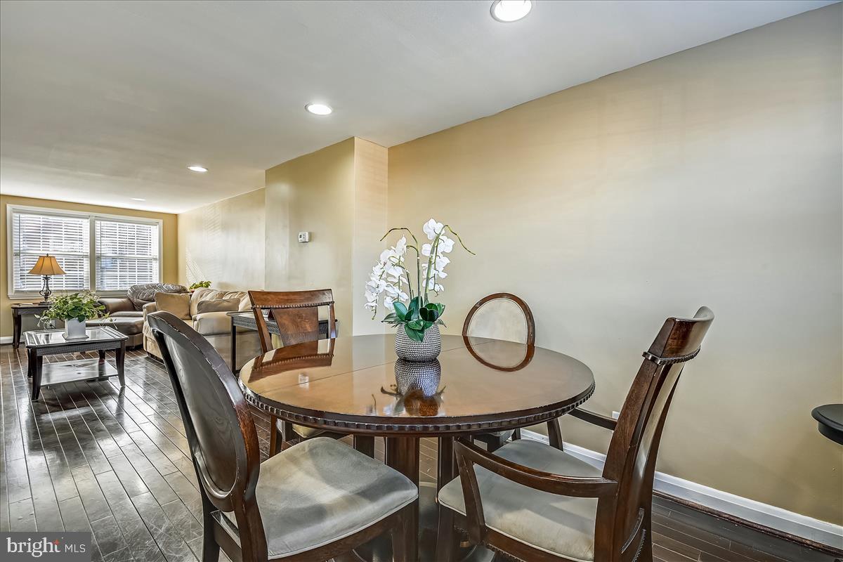 1223 Harwall Road Baltimore, MD 21207 - Photo 9 of 43