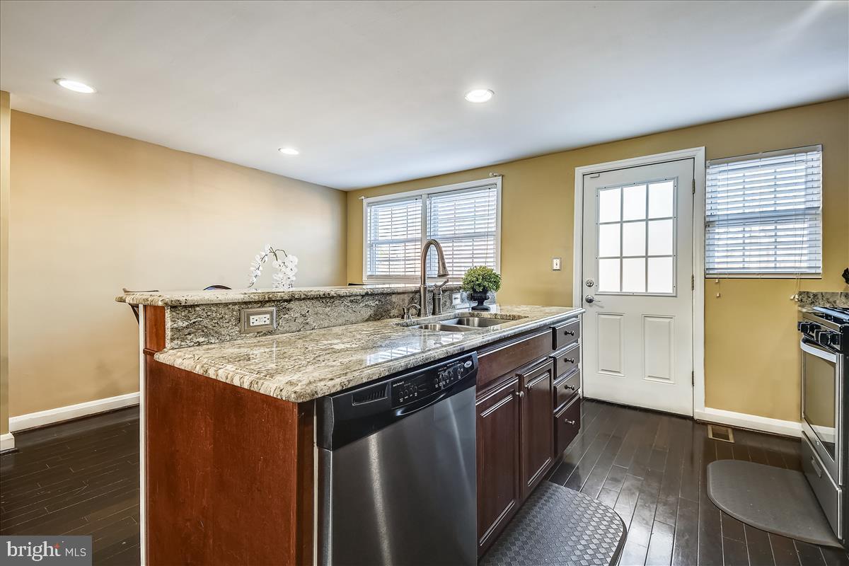 1223 Harwall Road Baltimore, MD 21207 - Photo 10 of 43