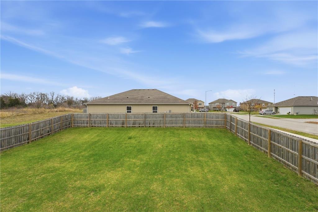 21295 West 218th Street Spring Hill, KS 66083 - Photo 23 of 30