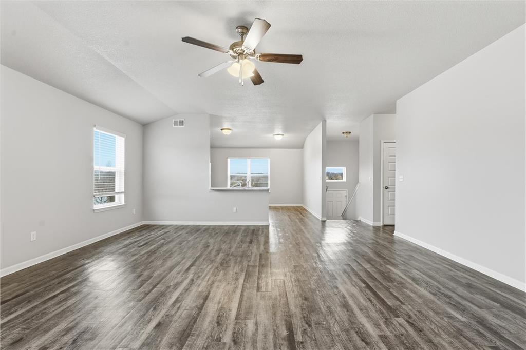 21295 West 218th Street Spring Hill, KS 66083 - Photo 6 of 30